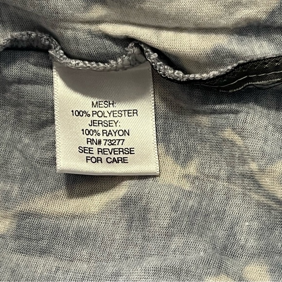 Simply Vera Watercolor Shirt Size Large Sheer Overlay Attached Tank Top Lavender - Picture 8 of 11